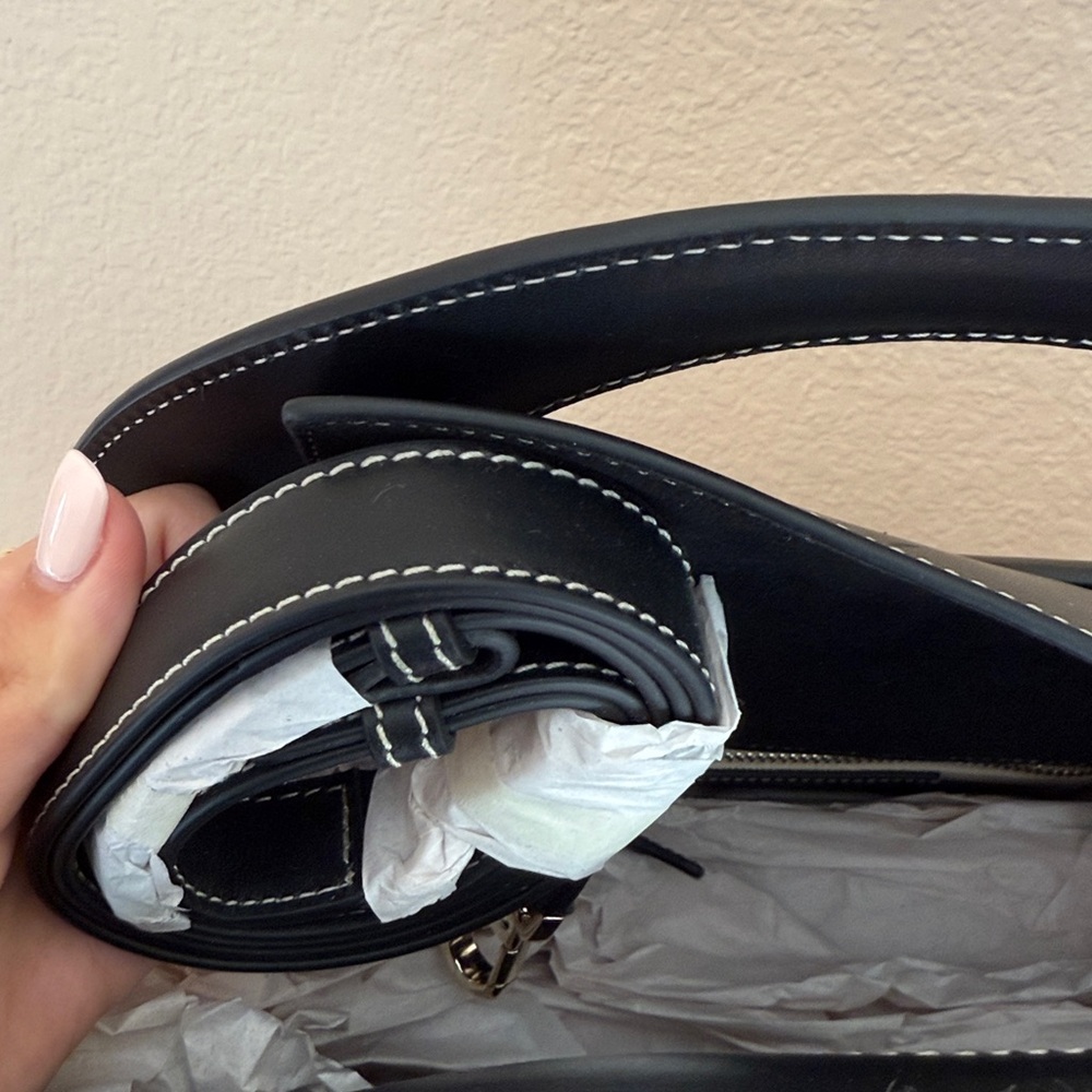Jason Wu Flower Straw Tote Bag - Picture 8 of 12